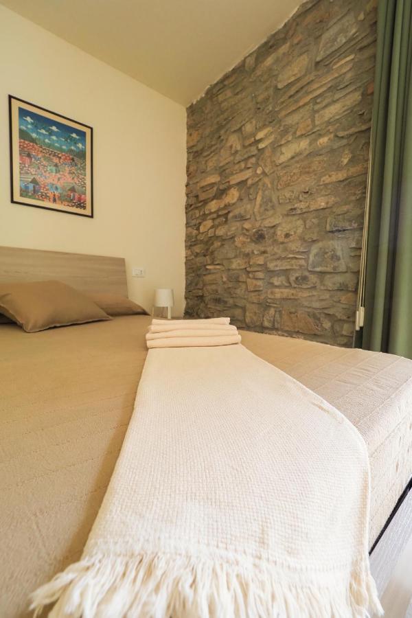 Rivacanze Apartments Laglio Eksteriør billede